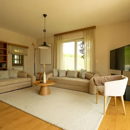 Tatil Evi An Der Suedsteirischen Weinstrasse Gamlitz - Idyllisches Ferienhaeuschen Im Naturparadies Mit Grossem Whirlpool & Panoramasauna *