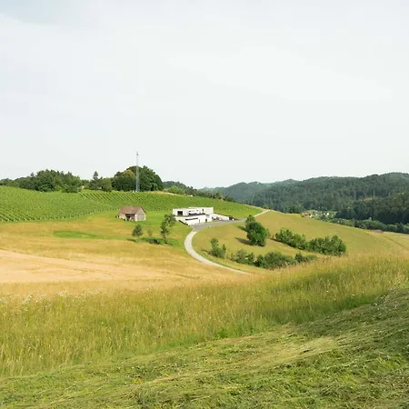 An Der Suedsteirischen Weinstrasse Gamlitz - Idyllisches Ferienhaeuschen Im Naturparadies Mit Grossem Whirlpool & Panoramasauna