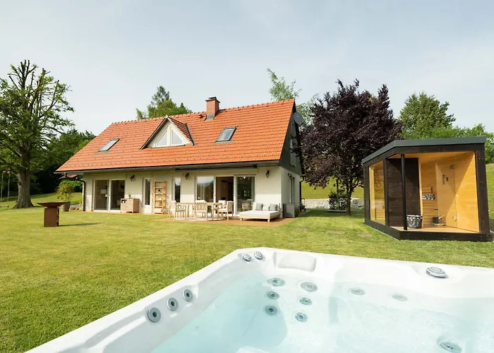 An Der Suedsteirischen Weinstrasse Gamlitz - Idyllisches Ferienhaeuschen Im Naturparadies Mit Grossem Whirlpool & Panoramasauna Tatil Evi