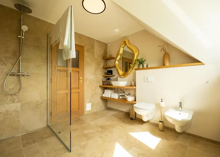 An Der Suedsteirischen Weinstrasse Gamlitz - Idyllisches Ferienhaeuschen Im Naturparadies Mit Grossem Whirlpool & Panoramasauna Tatil Evi