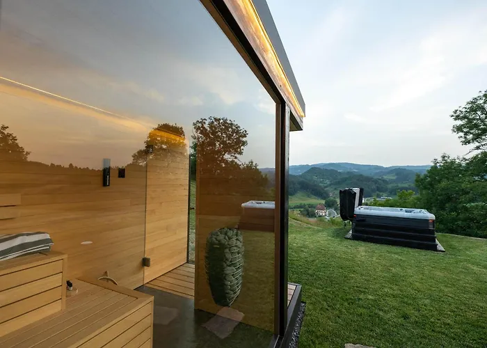 An Der Suedsteirischen Weinstrasse Gamlitz - Idyllisches Ferienhaeuschen Im Naturparadies Mit Grossem Whirlpool & Panoramasauna Zgornja Kungota
