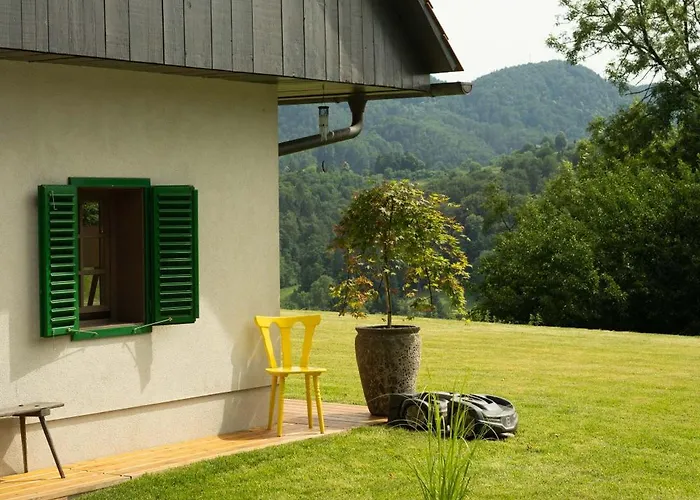 An Der Suedsteirischen Weinstrasse Gamlitz - Idyllisches Ferienhaeuschen Im Naturparadies Mit Grossem Whirlpool & Panoramasauna Zgornja Kungota